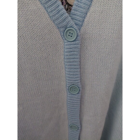 Her Universe Disney Lilo & Stitch "Stay Weird" Cardigan Size 2(18-20) NWF - Picture 3 of 8